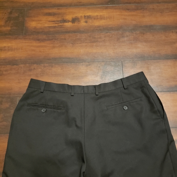 IZOD Men's Black Dress Pants - Picture 3 of 3